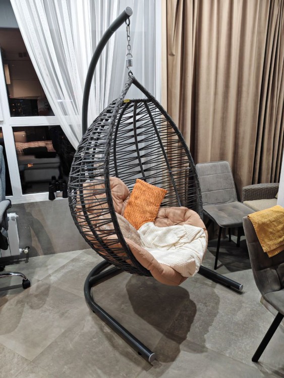 кресло-качалка кокон