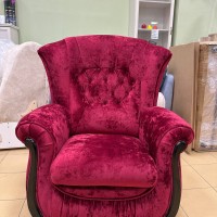 Кресло для отдыха «Фаворит» цвет-плюш рубин.