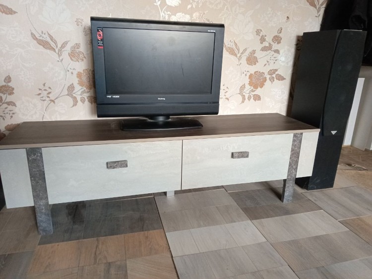 Тумба под ТВ